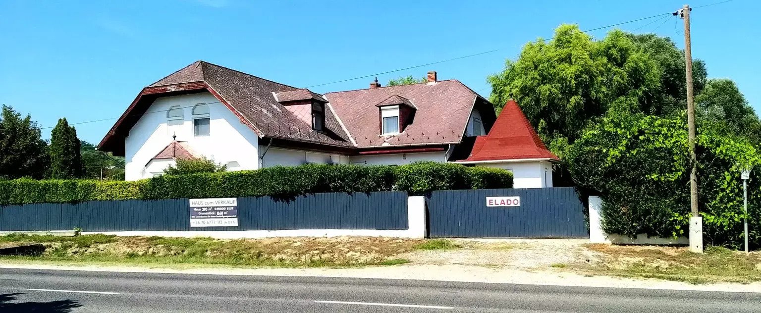 (BCA) Einzigartige Wohn- und Geschäftsmöglichkeit 1200 m vom Hévíz The – Alsópáhok