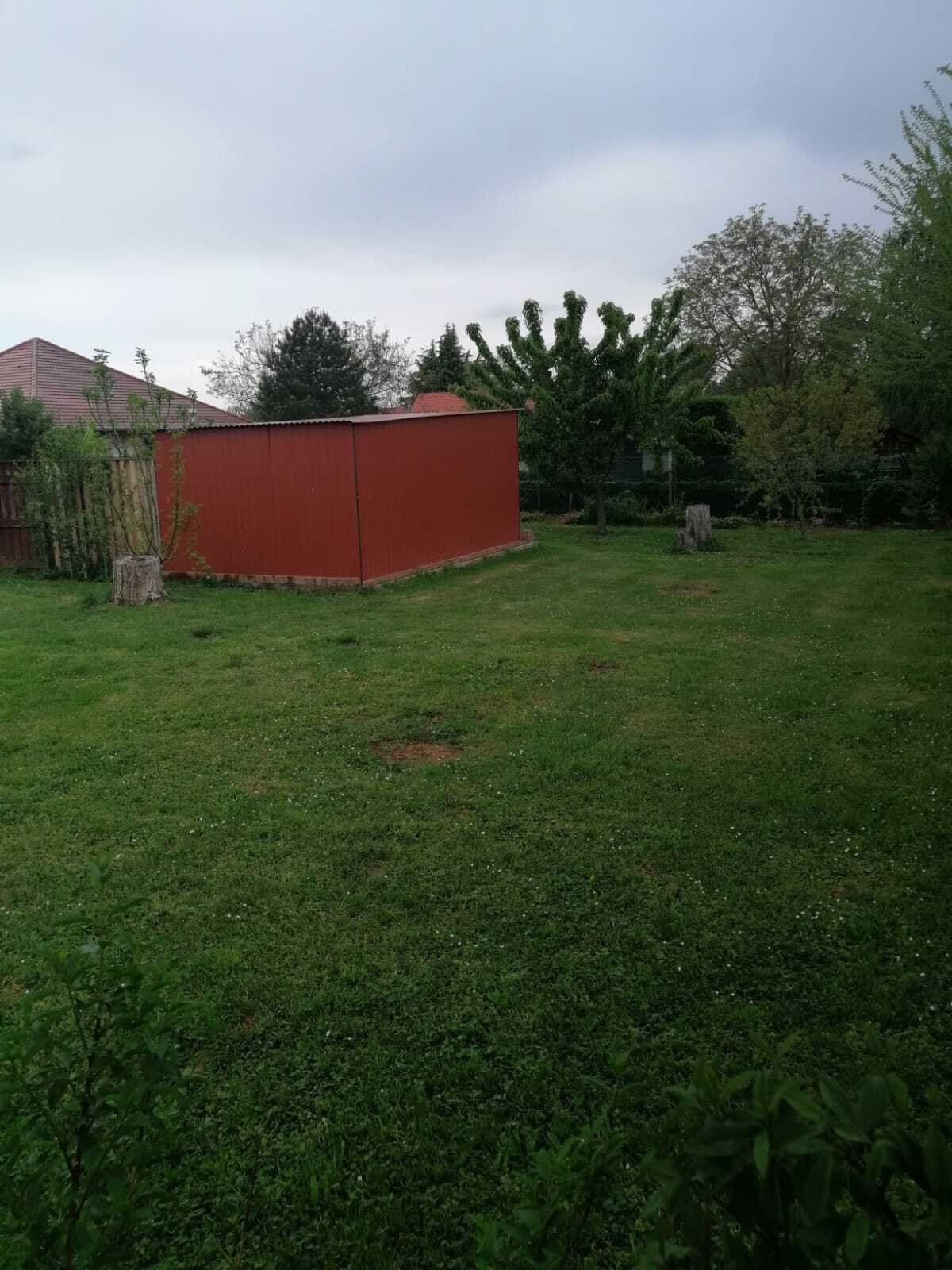 (A-B) Interessantes Baugrundstück in Seenähe & bereits mit Pool, schön eingewachsen – Balatonberény, Bild 3 von 10