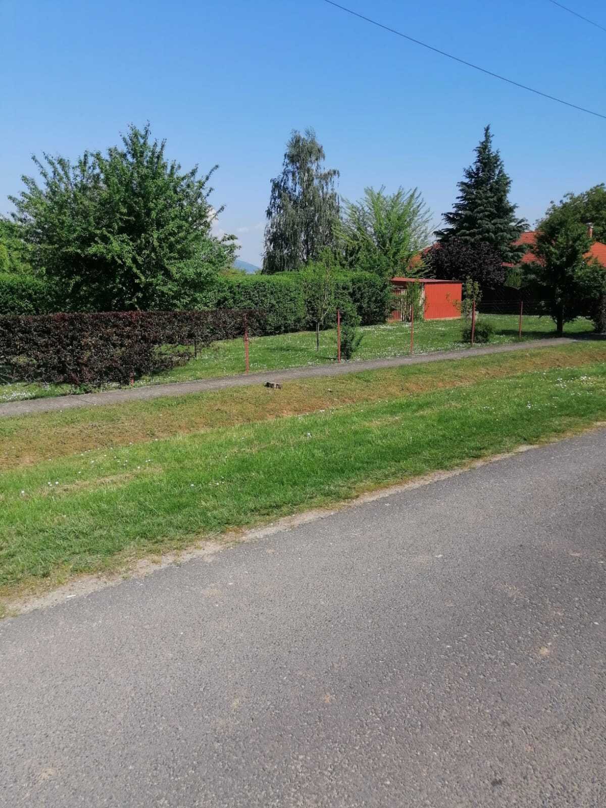 (A-B) Interessantes Baugrundstück in Seenähe & bereits mit Pool, schön eingewachsen – Balatonberény, Bild 6 von 10