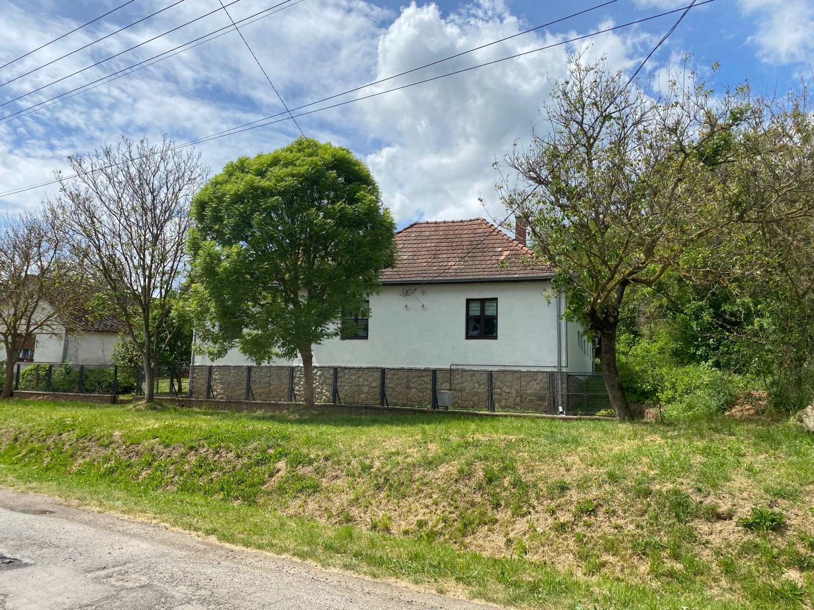 Renovated detached house in a quiet, natural setting – Kisbárapáti, photo 3 of 43