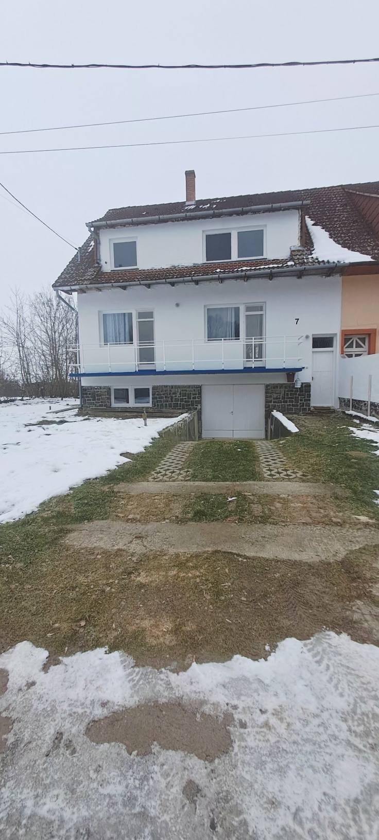 (ABA) Doppelhaus in einer ruhigen Sackgasse im Kurgebiet – Kehidakustány, Bild 1 von 10