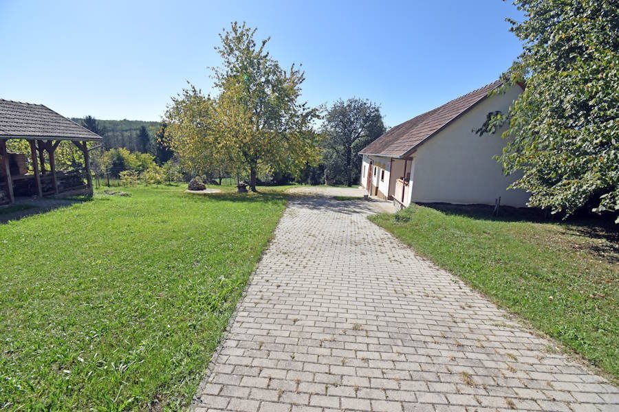 Rustig gelegen boerderij met groot perceel en hal (BBA-FER0610) – Porrogszentpál, foto 20 van 29