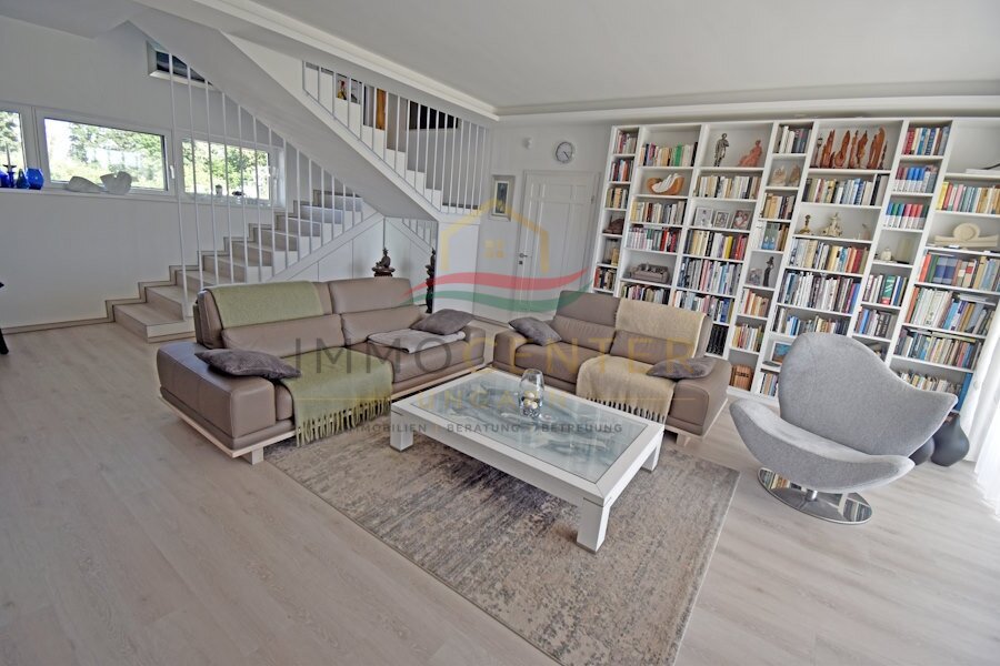 Exclusive house with 180-degree panoramic views, close to the city and thermal baths – Nagykanizsa, photo 9 of 37