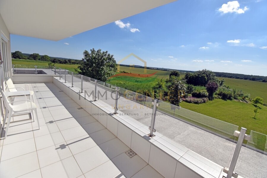 Exclusive house with 180-degree panoramic views, close to the city and thermal baths – Nagykanizsa, photo 29 of 37
