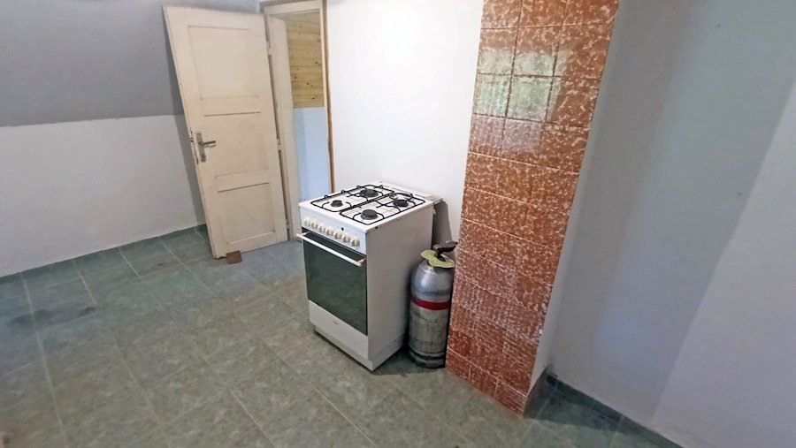 (ABA) Small vineyard cottage in almost secluded location, available immediately – Gelse, photo 7 of 23