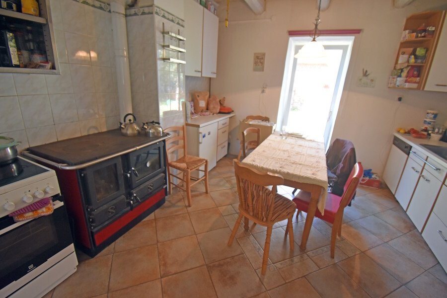 2 Landhäuser nebeneinander, eins bereits renoviert (BBA-FER0910) – Nagyszakácsi, Bild 16 von 33