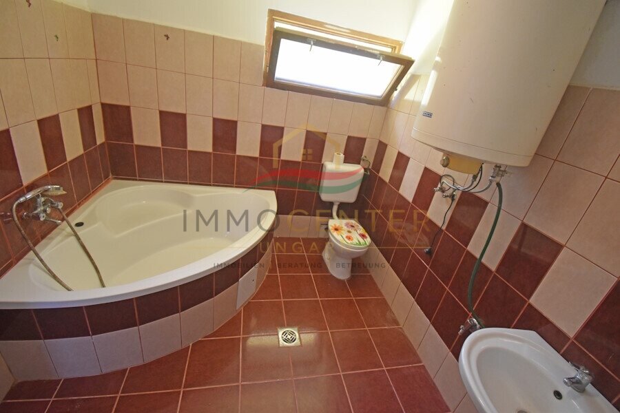 Renovated detached house in a quiet, natural setting – Vése, photo 19 of 25
