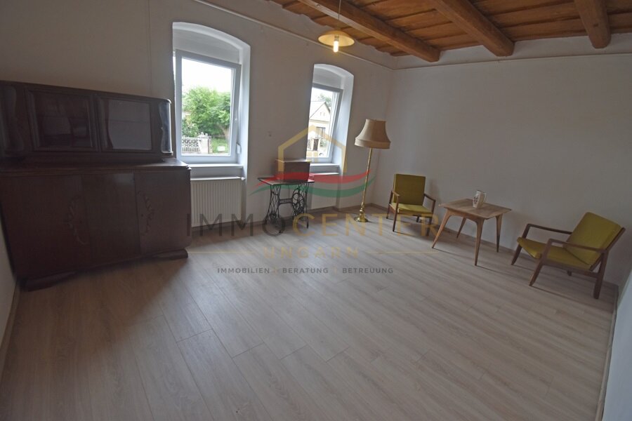 (BAA) Renoviertes grossbürgerliches Haus in ruhiger Lage – Heresznye, foto 7 van 23