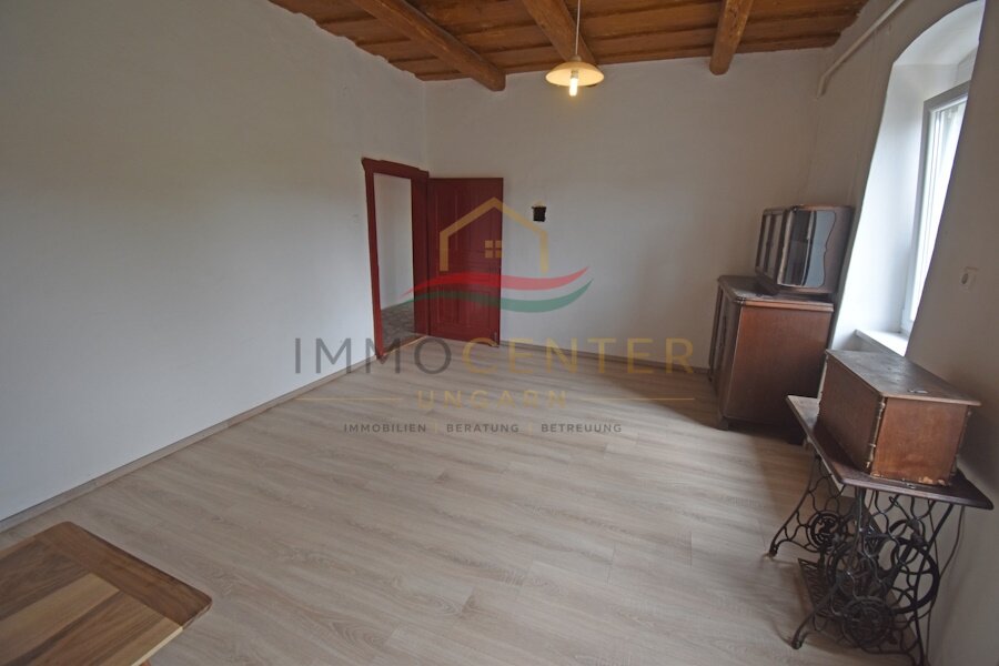 (BAA) Renoviertes grossbürgerliches Haus in ruhiger Lage – Heresznye, foto 9 van 23