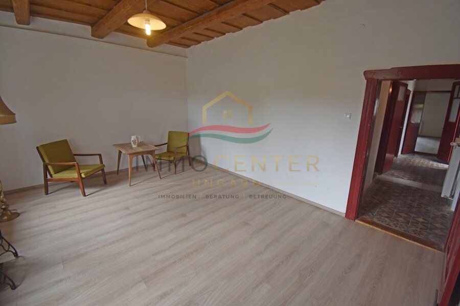 (BAA) Renoviertes grossbürgerliches Haus in ruhiger Lage – Heresznye, foto 10 van 23