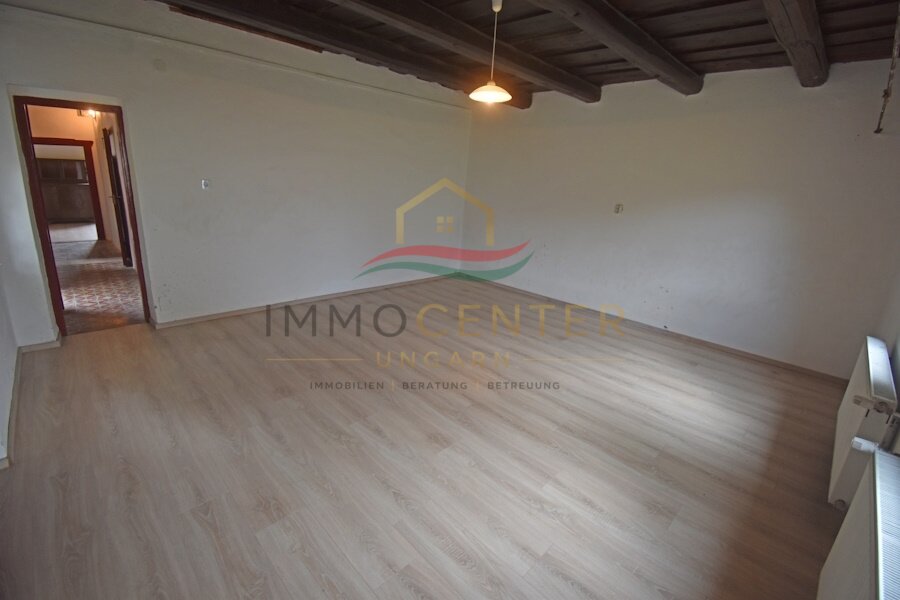 (BAA) Renoviertes grossbürgerliches Haus in ruhiger Lage – Heresznye, foto 16 van 23