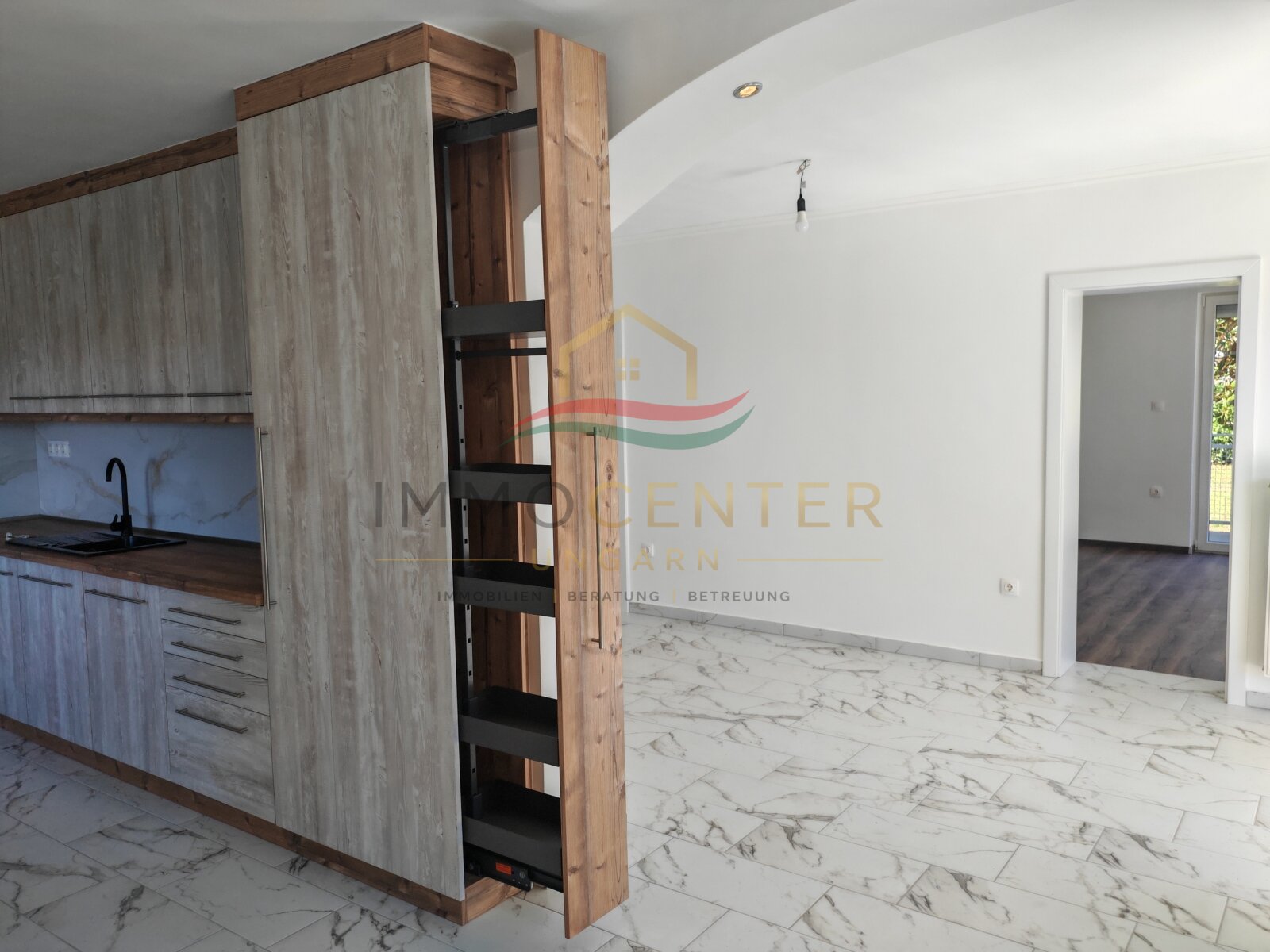 (AAA) Großes Landhaus mit Apartment & viel Staufläche, auch ideal für Handwerk oder Büro – Cserszegtomaj, Bild 11 von 53