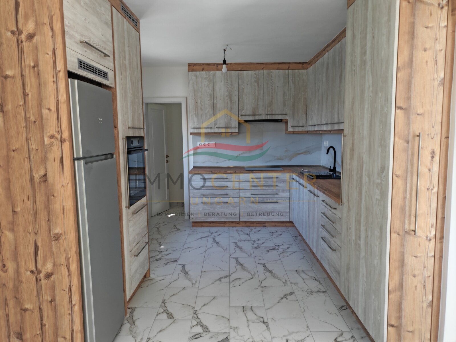 (AAA) Großes Landhaus mit Apartment & viel Staufläche, auch ideal für Handwerk oder Büro – Cserszegtomaj, Bild 12 von 53