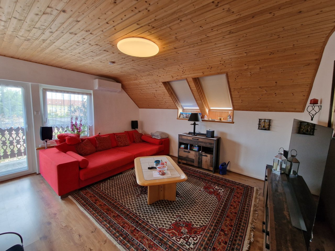 Wohnzimmer oben, photo 33 of 66