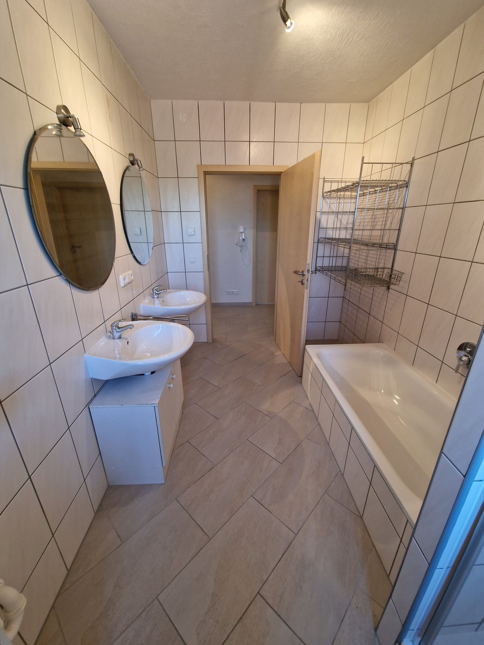 (BAA) Mehrgenerationenhaus / Betreutes wohnen / Investment! – Nagygörbő, Bild 51 von 72