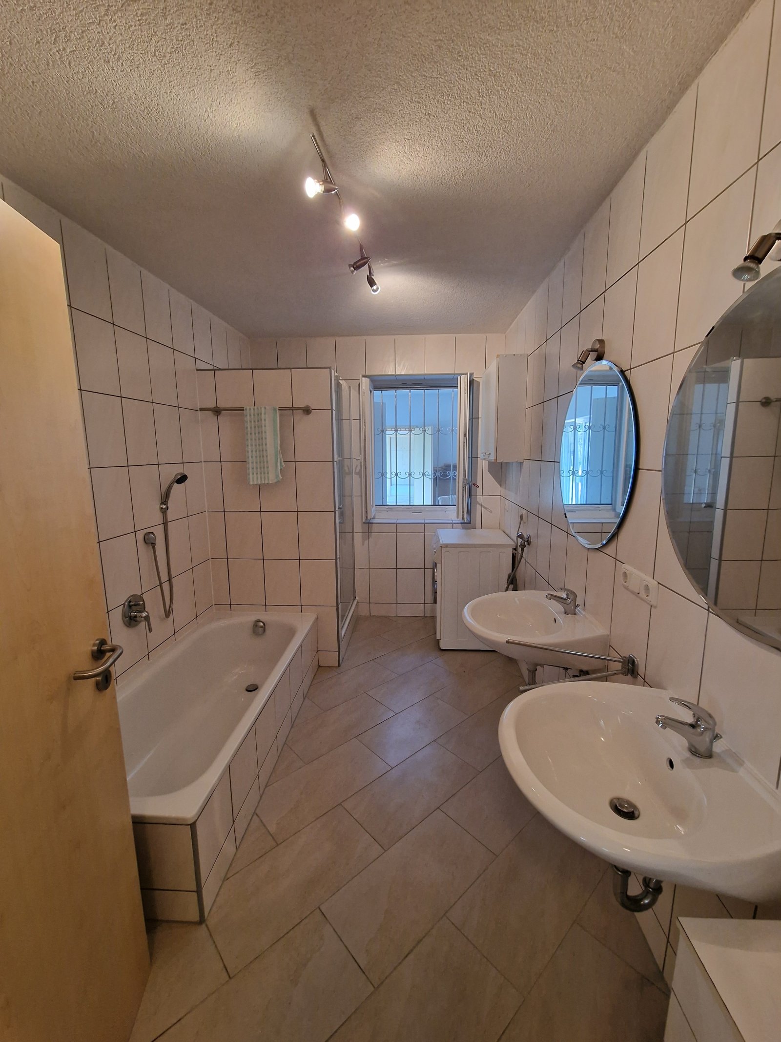 (BAA) Mehrgenerationenhaus / Betreutes wohnen / Investment! – Nagygörbő, Bild 25 von 72