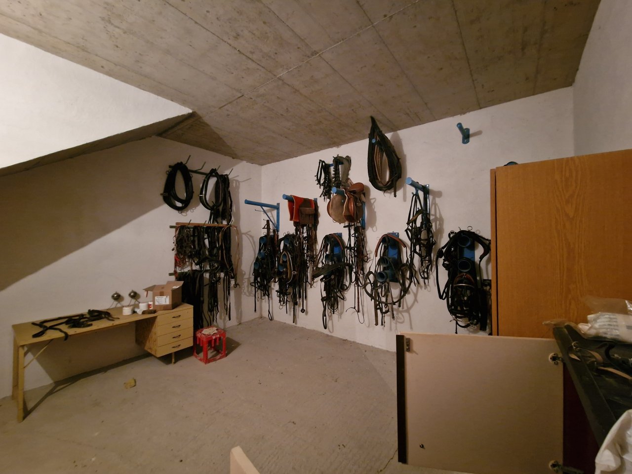 (BAA) Außergewöhnliches Anwesen für viele Nutzungsarten: Pferdegestüt, betreutes wohnen, Oldtimer-Halle usw – Nagygörbő, Bild 19 von 120