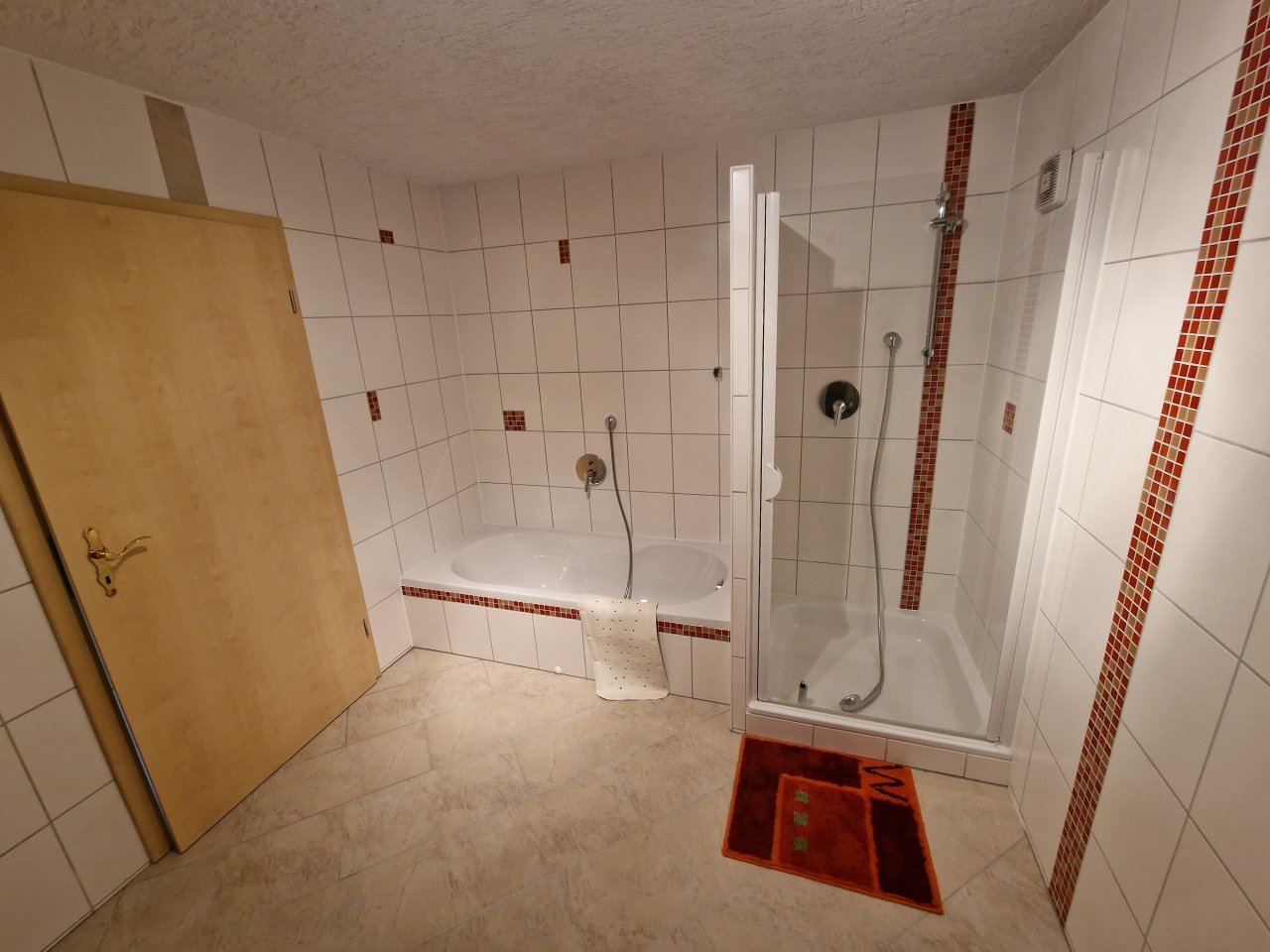 (BAA) Außergewöhnliches Anwesen für viele Nutzungsarten: Pferdegestüt, betreutes wohnen, Oldtimer-Halle usw – Nagygörbő, Bild 35 von 120