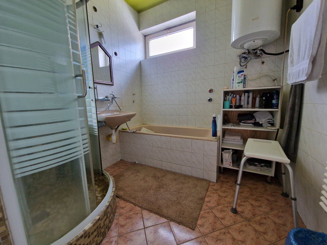Badezimmer EG, photo 20 of 49