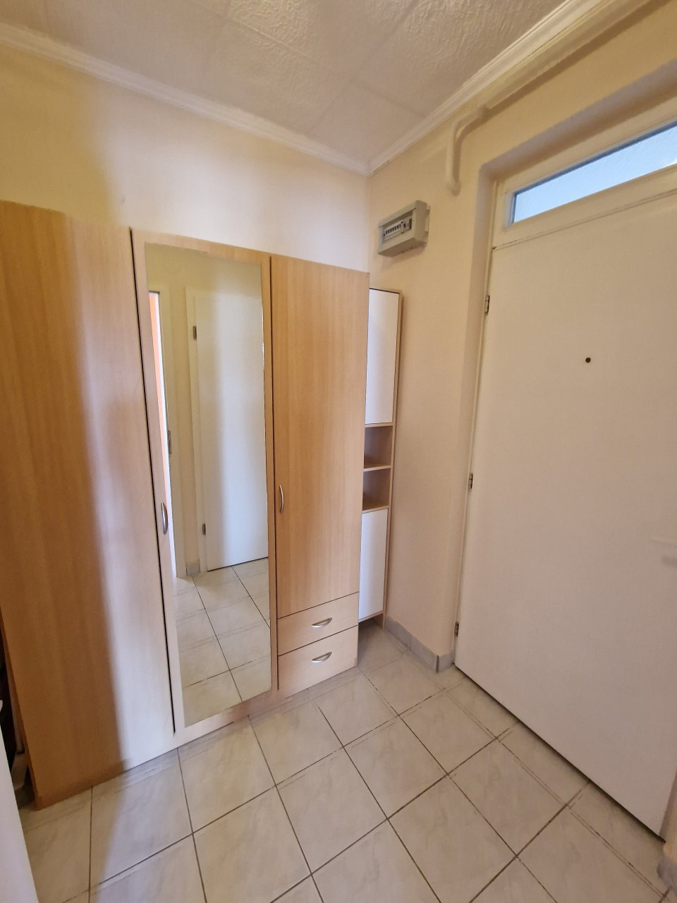 (AA) Nagyszerű, napfényes erkéllyel rendelkező bérelt lakás Héviz központjában, 10/17. kép