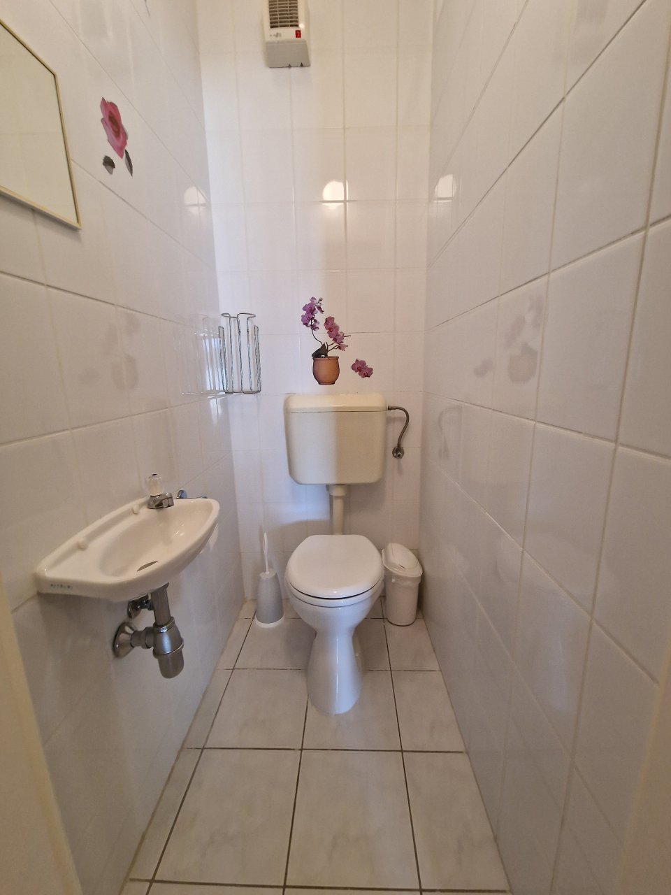 (AA) Nagyszerű, napfényes erkéllyel rendelkező bérelt lakás Héviz központjában, 11/17. kép