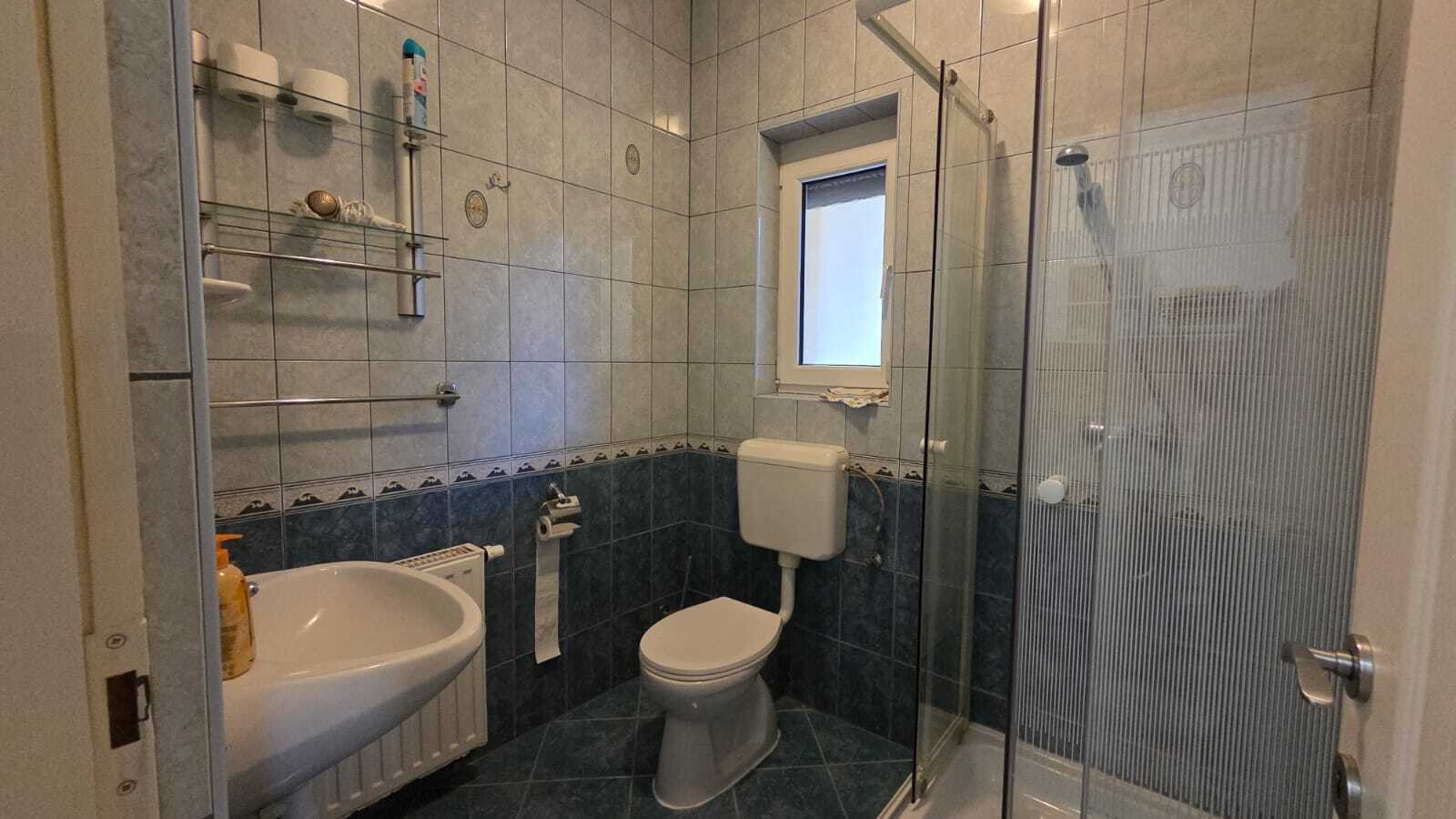 Exklusives und Gepflegtes Familienhaus in ruhiger, zentraler Lage Nähe Balaton – Kehidakustány, Bild 12 von 18
