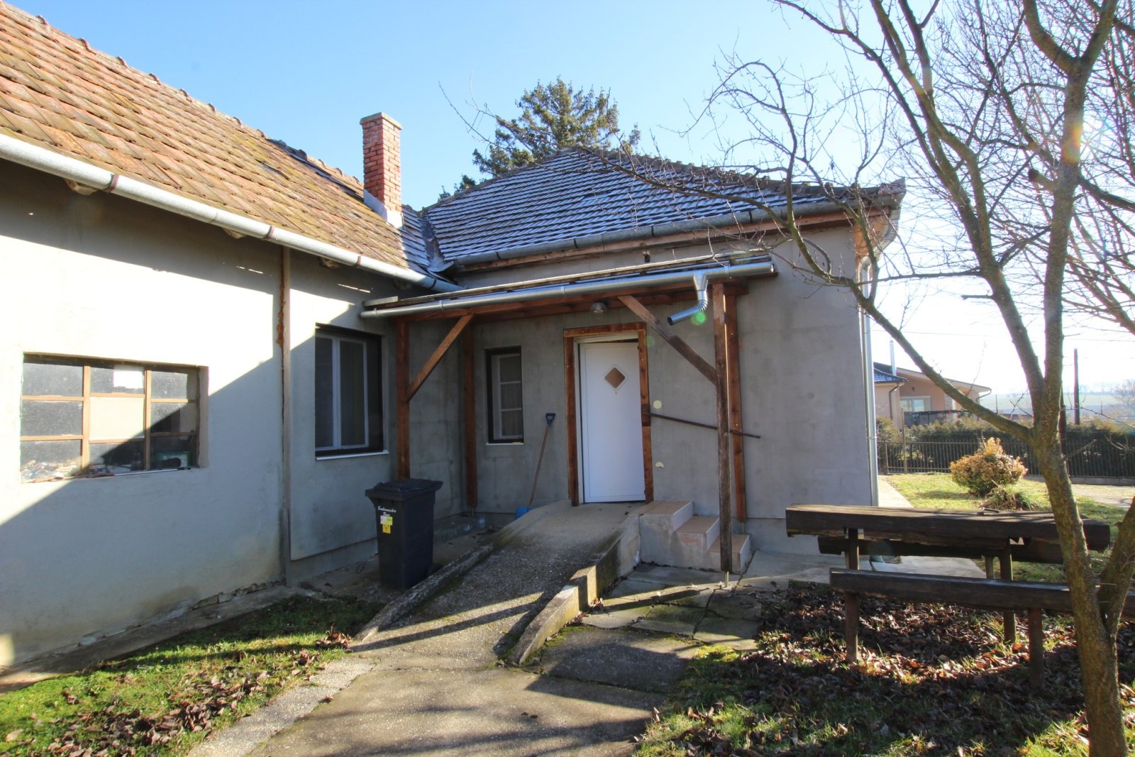 Einfamilienhaus in Ruhige, familienfreundliche Gegend – Bánokszentgyörgy, Bild 5 von 19