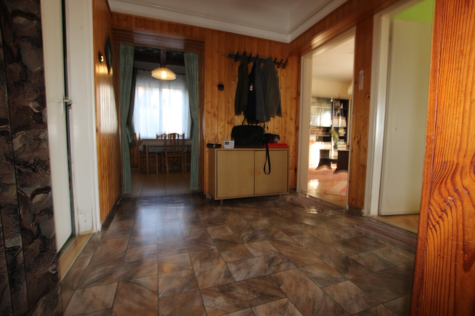 Einfamilienhaus in Ruhige, familienfreundliche Gegend – Bánokszentgyörgy, Bild 7 von 19