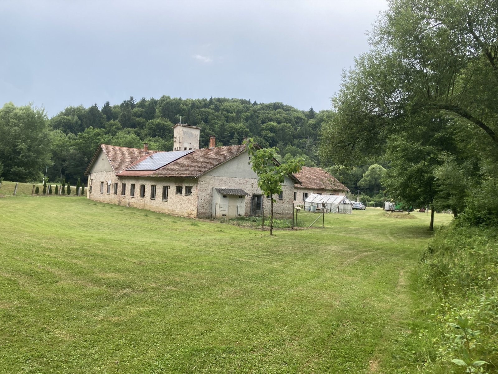 Former barracks buildings with diverse usage possibilities – Felsőszönök, photo 12 of 17