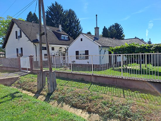 (AAA) Two-generation house + studio apartment near Austria – Szentgotthárd, photo 3 of 23