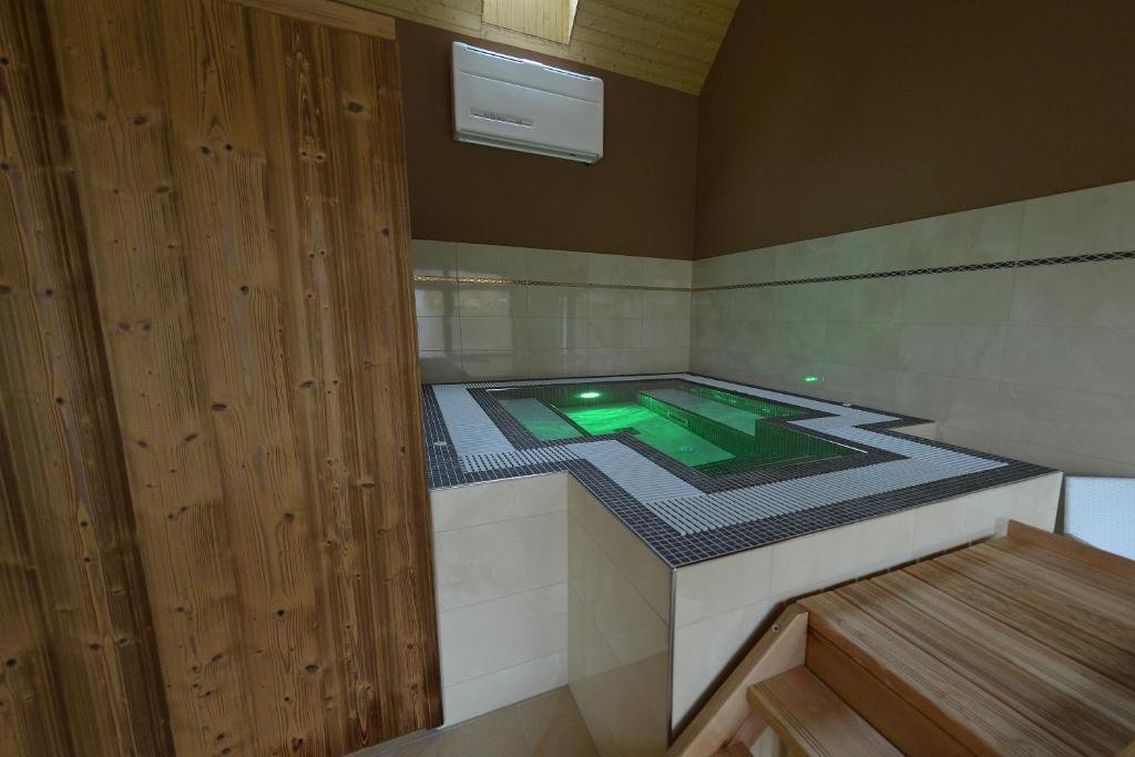 (AAA) Luxe seminar- of familiehuis met wellnessoase nabij Oostenrijk – Dozmat, foto 26 van 35