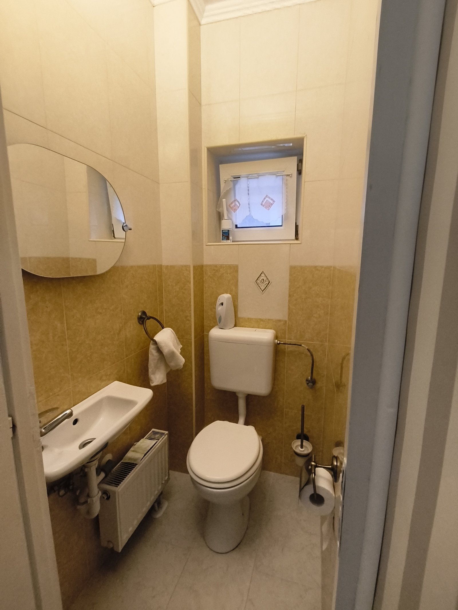 (AAA) Luxus ingatlan wellness oázissal és apartmannal – Hévíz, 11/57. kép