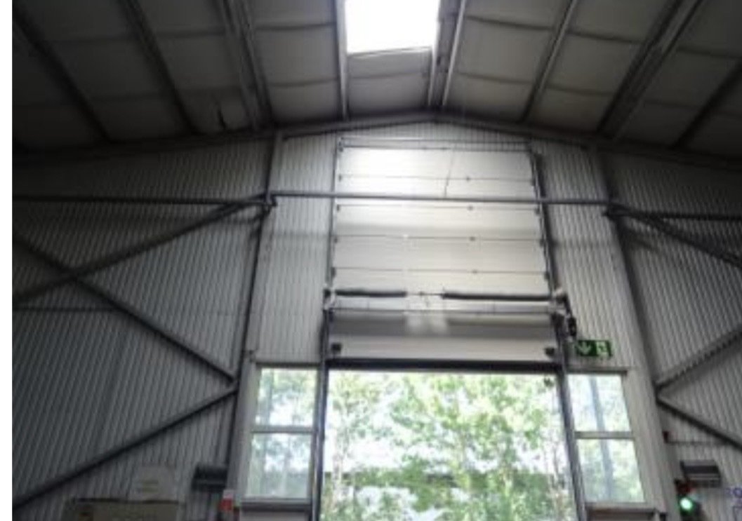 A versatile commercial/warehouse building – Sopron, photo 6 of 6