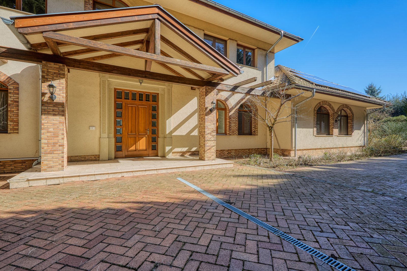 Exclusive property - Unique panoramic views and versatile usage options – Balf, photo 1 of 10