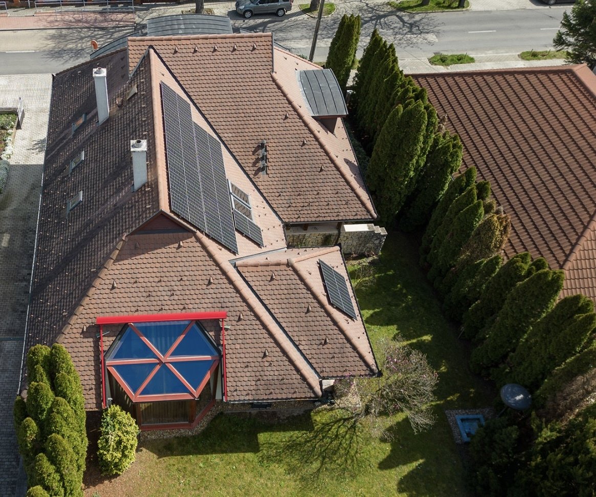 Exclusief en goed onderhouden familiehuis op een rustige, centrale locatie nabij het Balatonmeer – Hévíz, foto 3 van 19