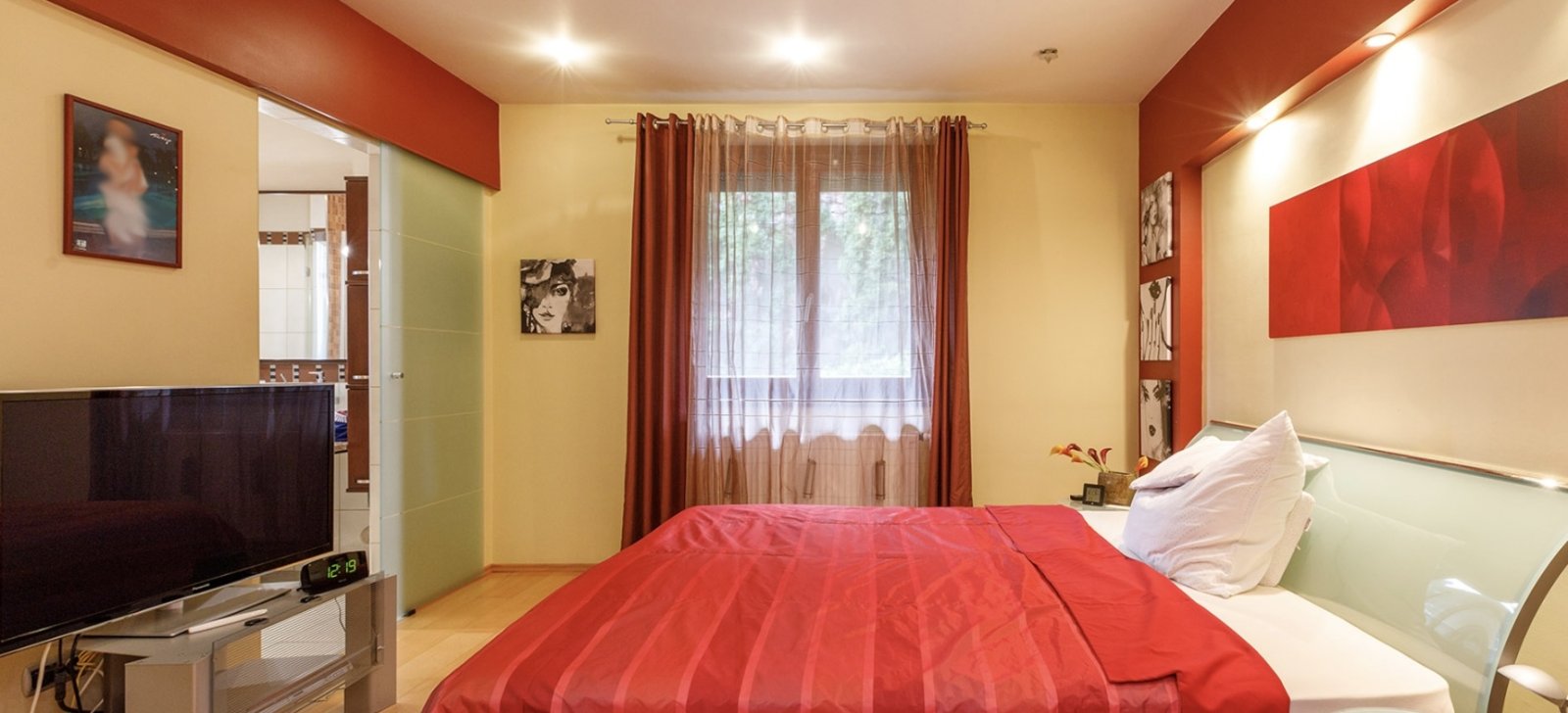 Exclusief en goed onderhouden familiehuis op een rustige, centrale locatie nabij het Balatonmeer – Hévíz, foto 15 van 19