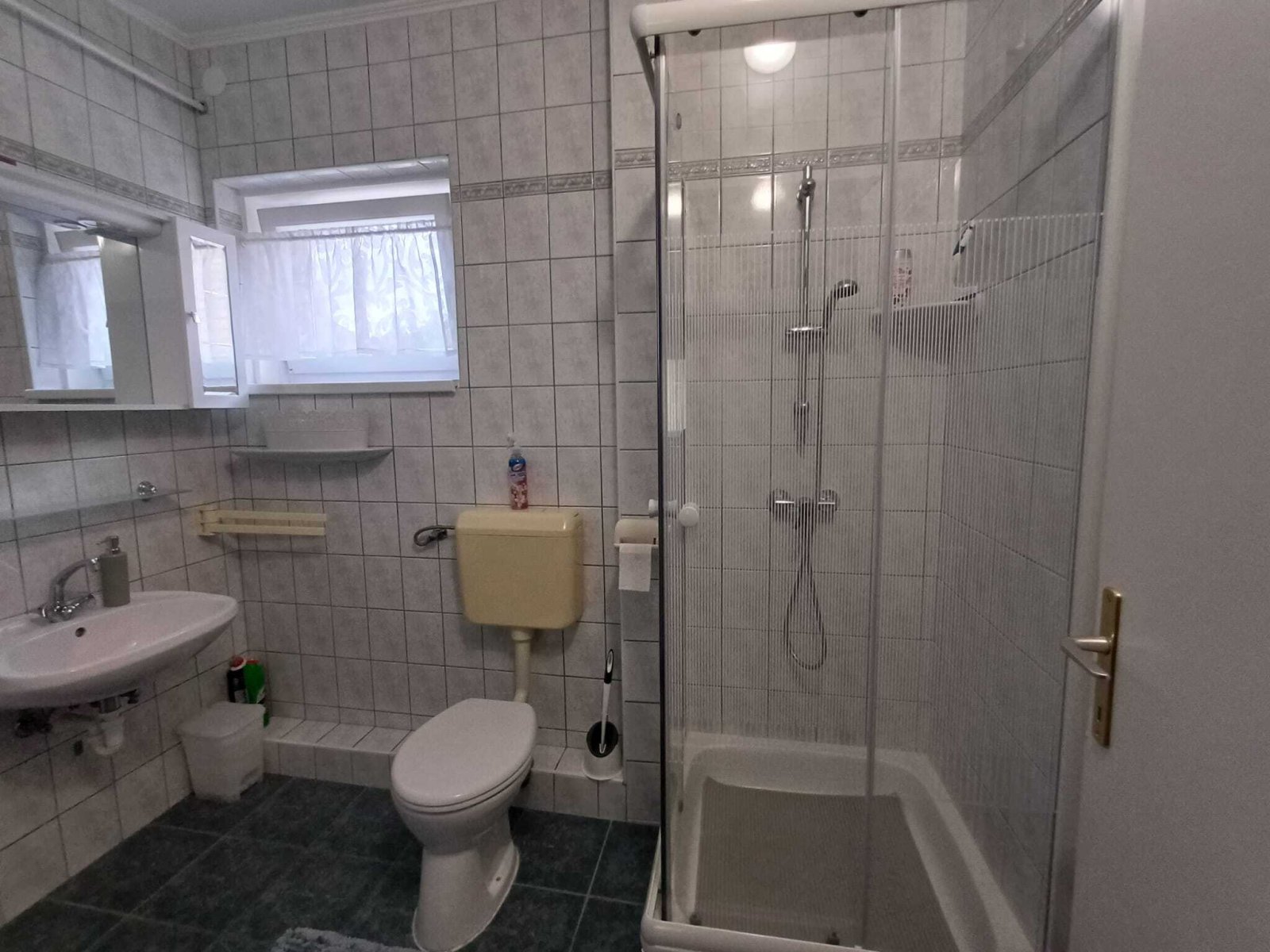 Single-family house with 5 separate apartments. – Hévíz, photo 17 of 24