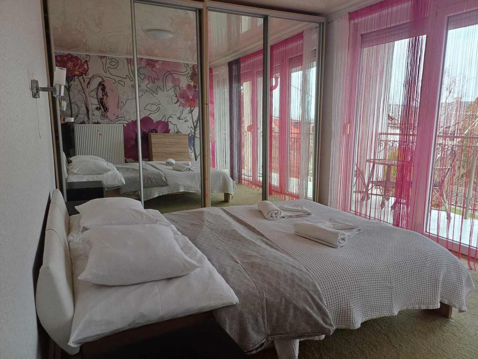 6 apartman 12 szobával – Hévíz, 1/24. kép