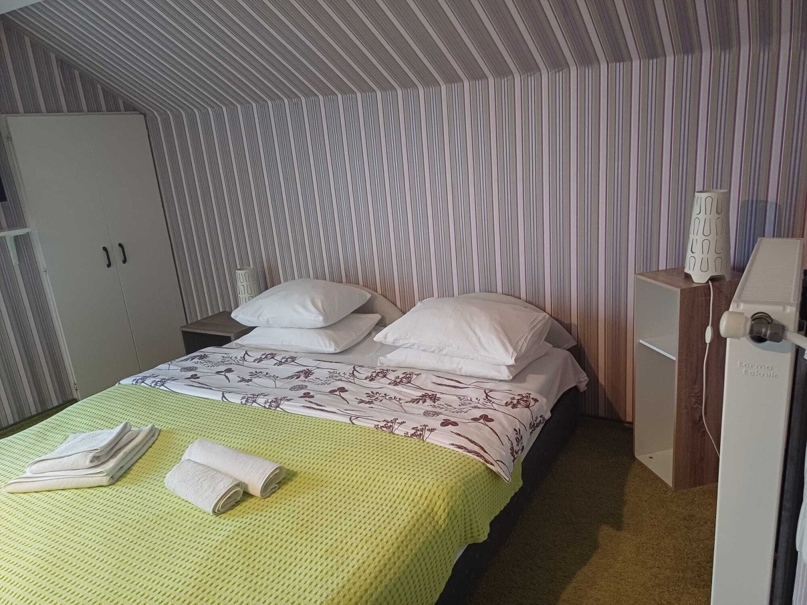 6 apartman 12 szobával – Hévíz, 20/24. kép