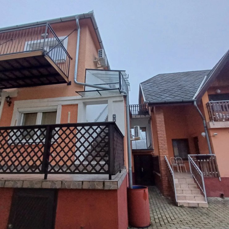 Two houses, 8 apartments, on one property in the most beautiful street of Hévíz, photo 5 of 28