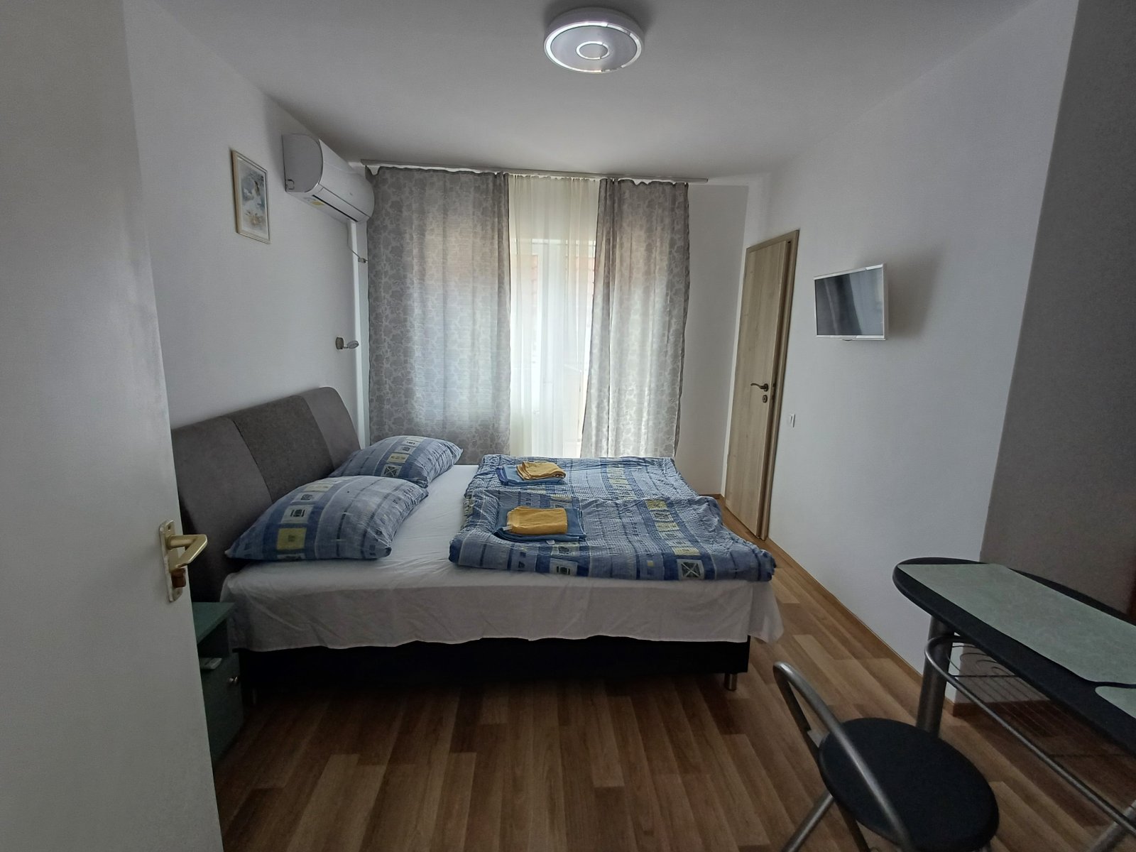 Two houses, 8 apartments, on one property in the most beautiful street of Hévíz, photo 10 of 28