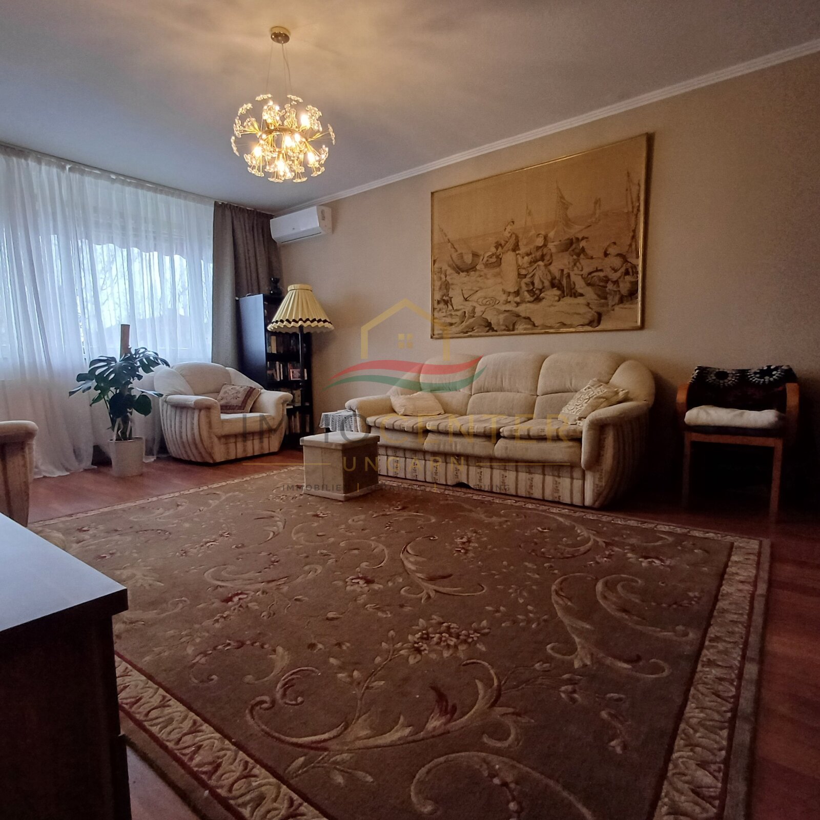Prachtig gerenoveerd 3-kamerappartement met balkon in de mooiste straat van Hévíz., foto 1 van 17