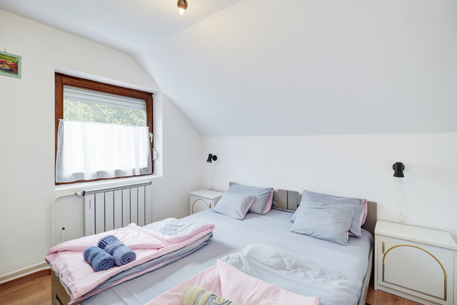 (AAA) Erstbezug nach Renovierung im Zentrum: Möblierte Wohnung im zweiten Stock – Hévíz, Bild 6 von 18