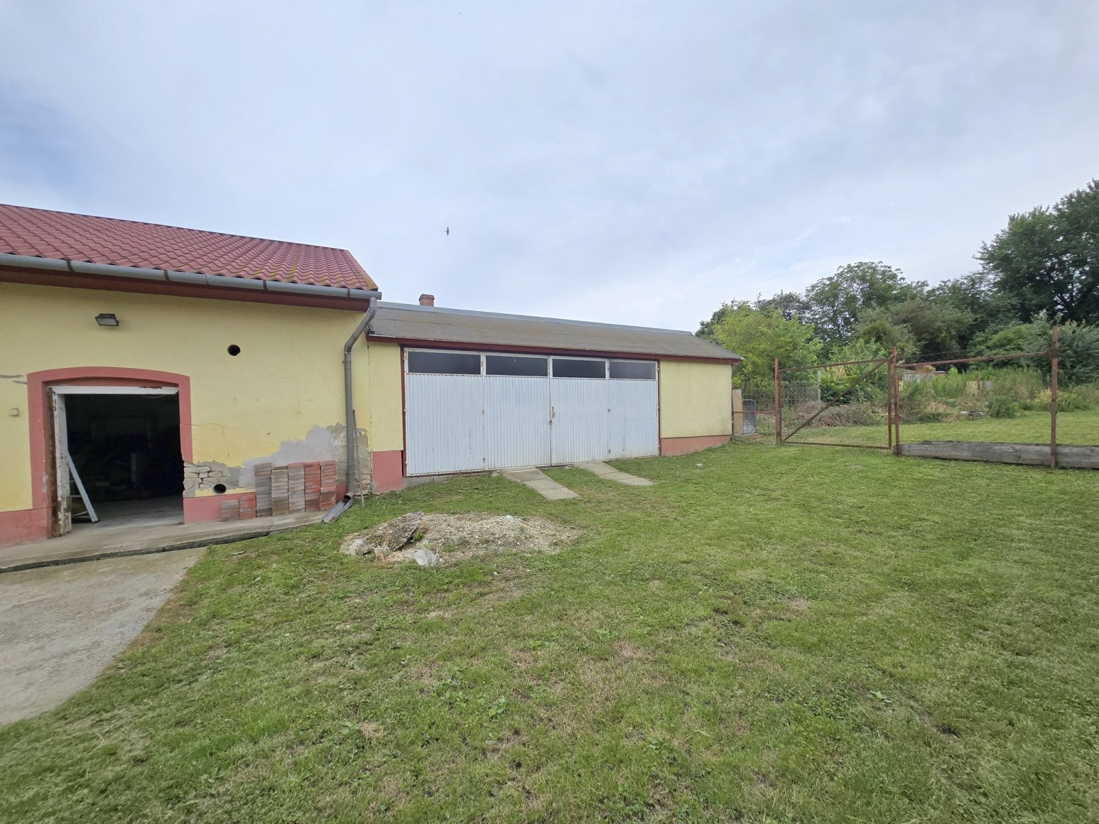 (BBA) Großes Familienhaus in schöner & ruhiger Lage – Pusztaszentlászló, Bild 3 von 22