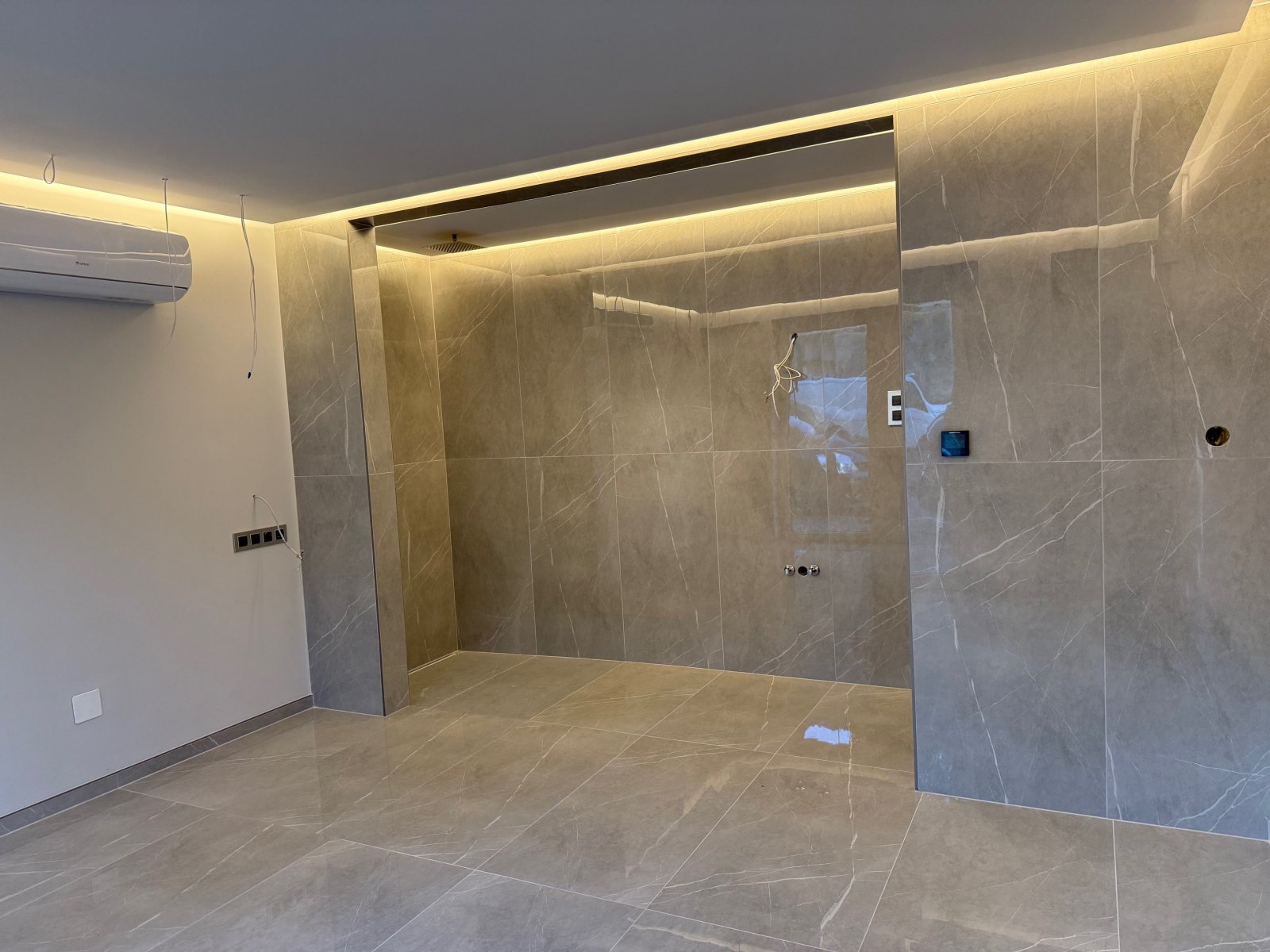 Exclusief, luxueus ontworpen en gemeubileerd pand – Keszthely, foto 25 van 38