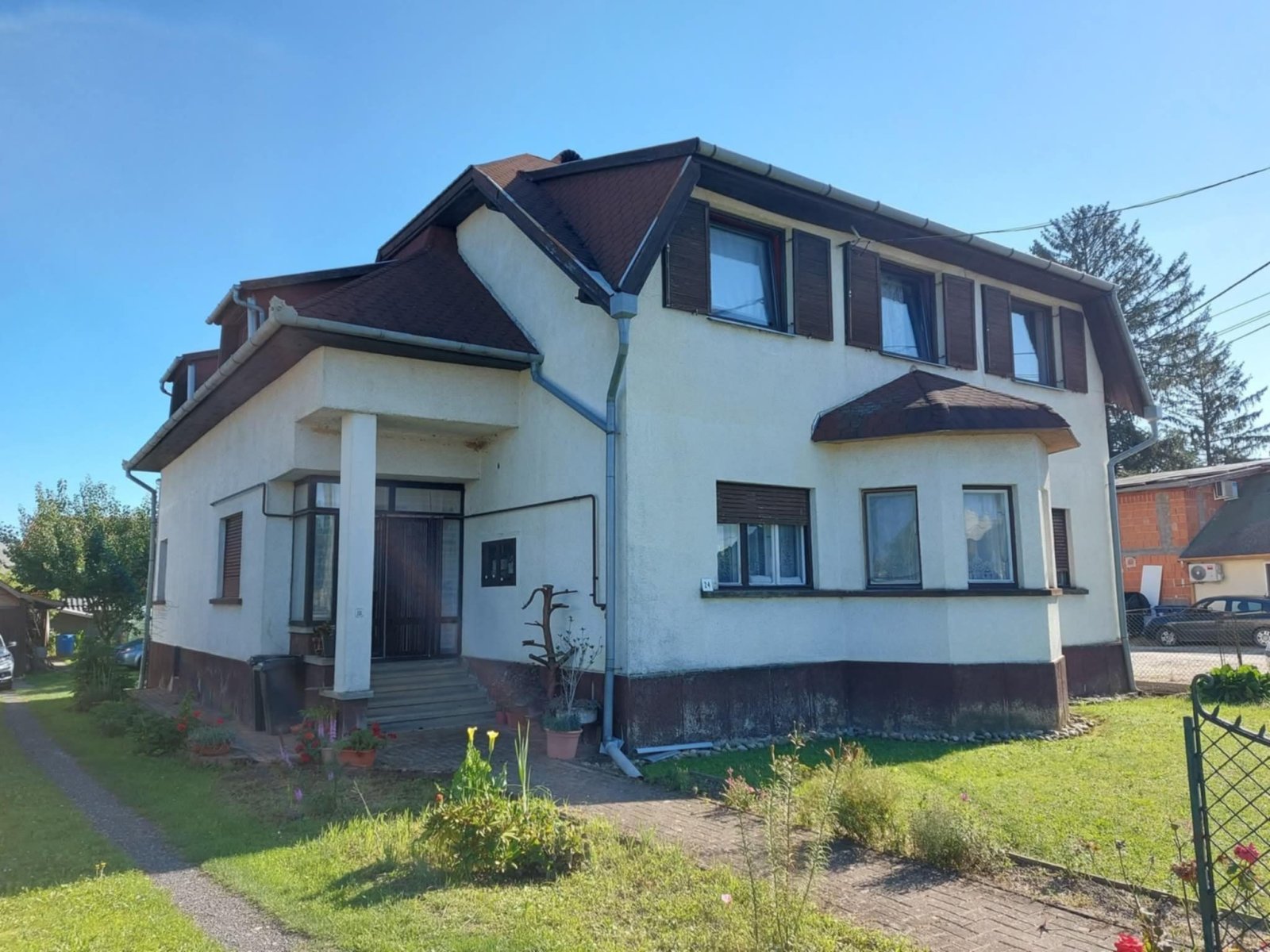 Two-story family house in the popular spa town of Lenti, photo 1 of 24
