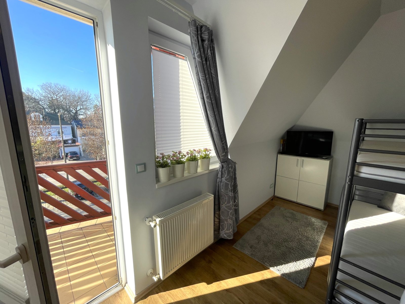 (AAA) Wohnung mit Balkon im beliebten ungarischen Badeort – Balatonlelle, Bild 10 von 21
