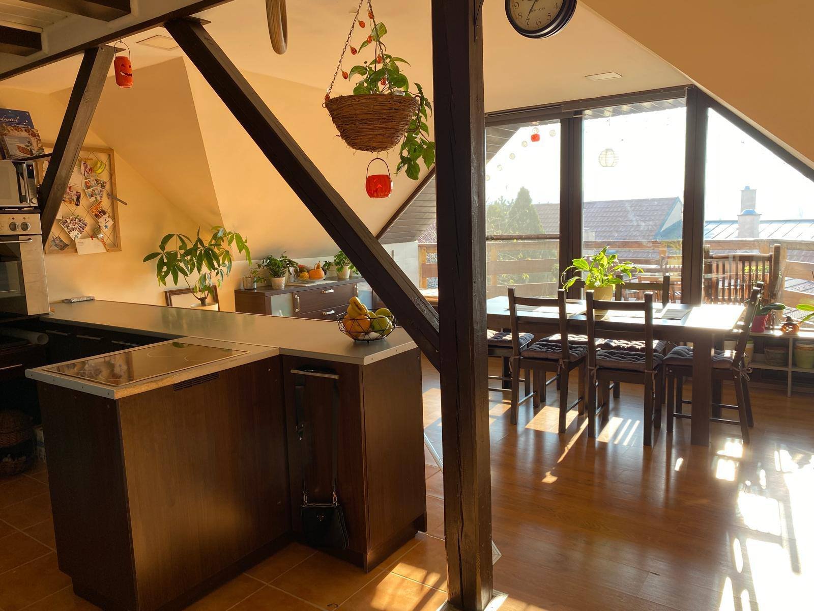 Halfvrijstaande woning in een rustig deel van de stad, met uitzicht op het kasteel – Veszprém, foto 5 van 19