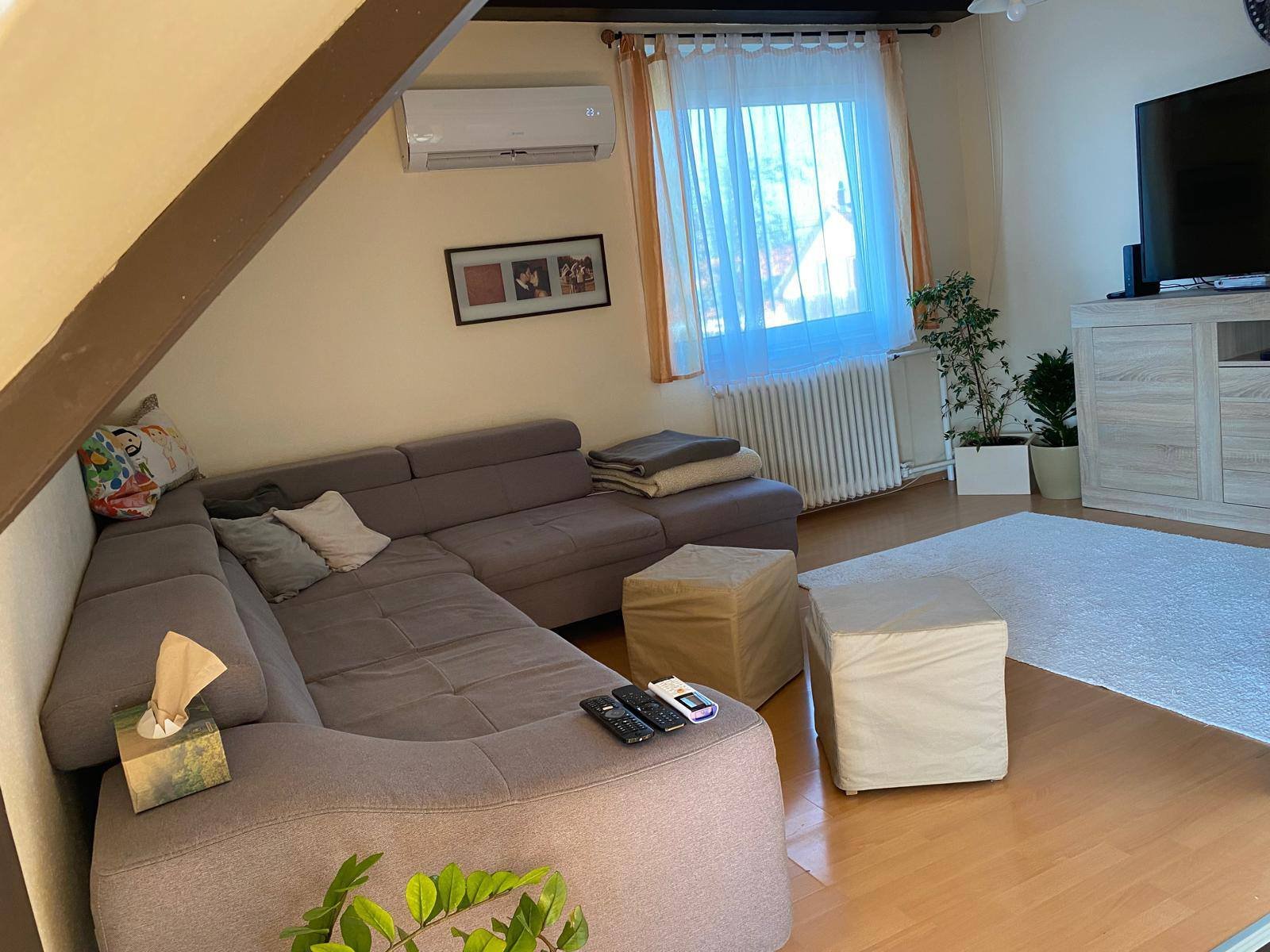 Halfvrijstaande woning in een rustig deel van de stad, met uitzicht op het kasteel – Veszprém, foto 6 van 19