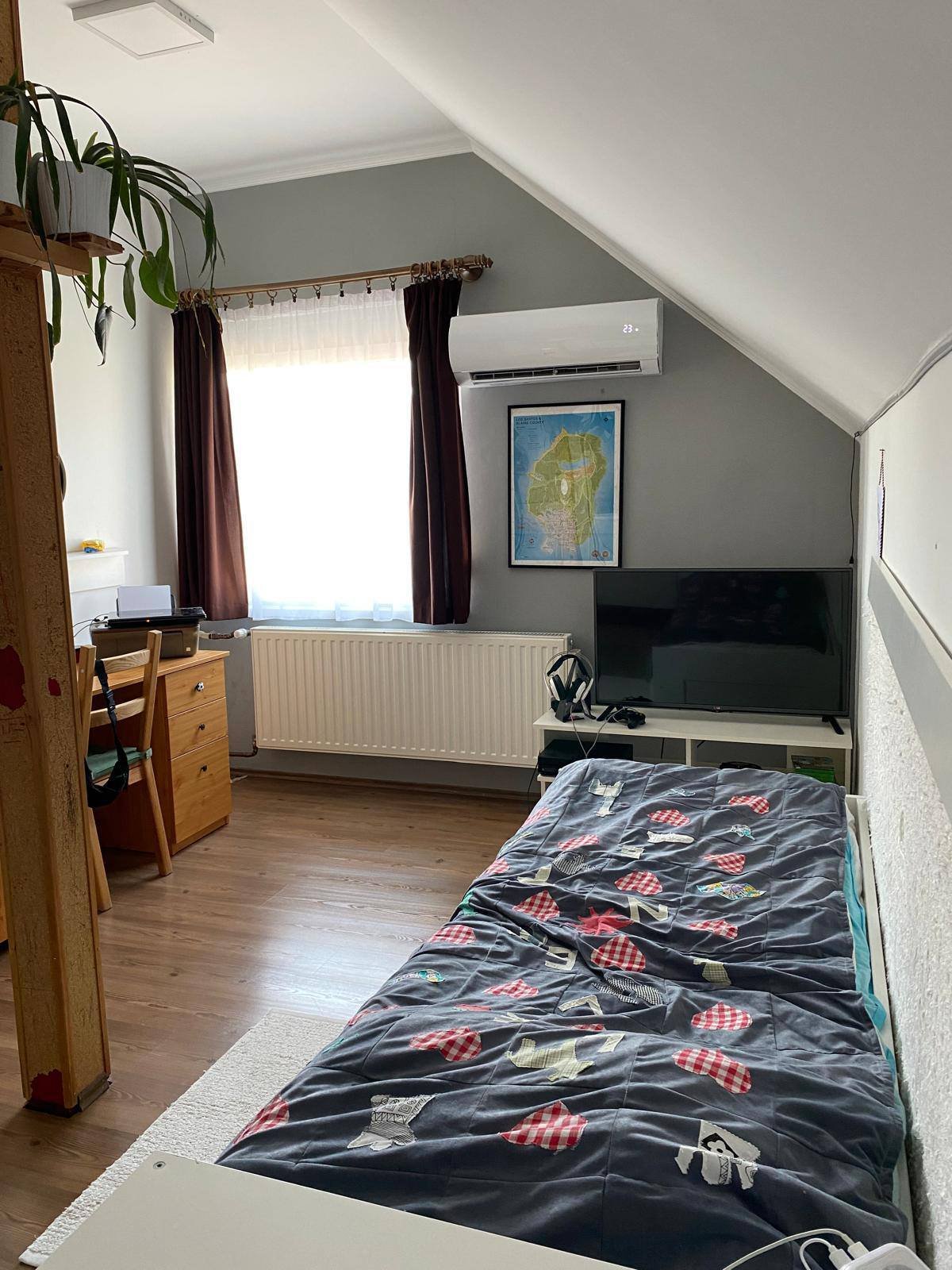 Halfvrijstaande woning in een rustig deel van de stad, met uitzicht op het kasteel – Veszprém, foto 11 van 19
